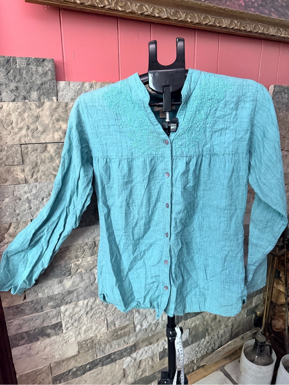 Woolrich Women’s Teal Embroidered Button Down Cotton Blouse Size Medium